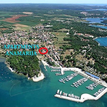 Anamarija Apartments Near The Beach And The Fantastic Adria Sea With Over 10 Small Islands Close By Funtana Exteriér fotografie