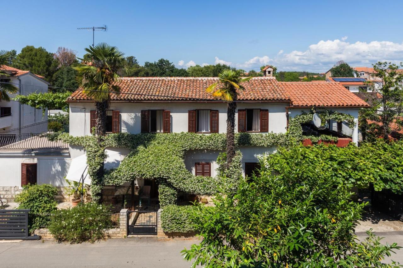 Anamarija Apartments Near The Beach And The Fantastic Adria Sea With Over 10 Small Islands Close By Funtana Exteriér fotografie