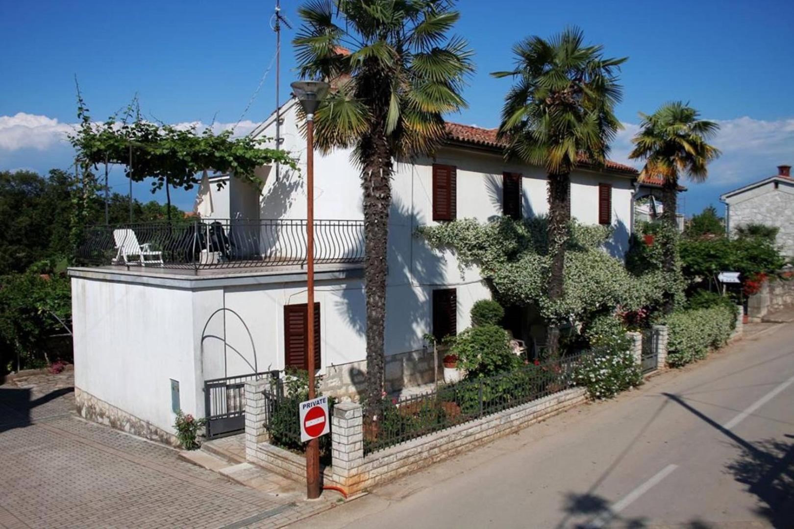 Anamarija Apartments Near The Beach And The Fantastic Adria Sea With Over 10 Small Islands Close By Funtana Exteriér fotografie