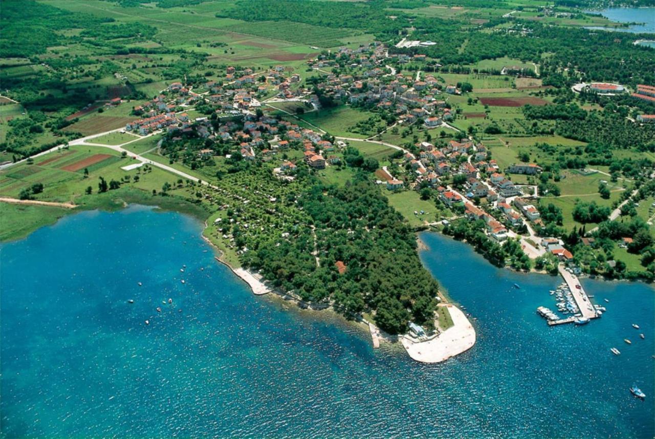 Anamarija Apartments Near The Beach And The Fantastic Adria Sea With Over 10 Small Islands Close By Funtana Exteriér fotografie